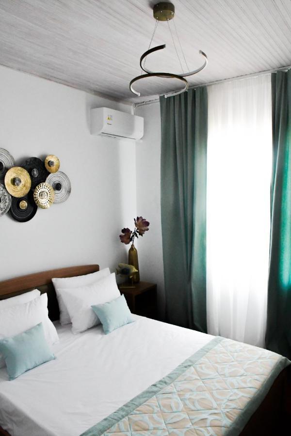 Amfilochía Aqua Mare Luxury Apartments מראה חיצוני תמונה